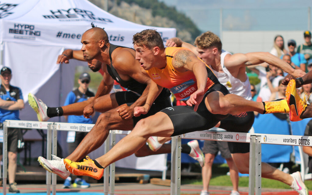 Das Foto zeigt Athleten wie sie sich beim Hypomeeting G&ouml;tzis messen